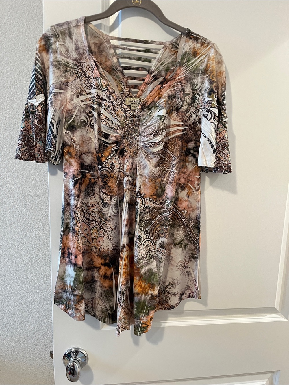 ONE WORLD V-Neck Tunic Top - Brown, Green, White